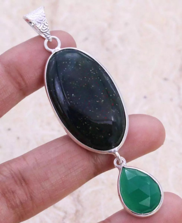 Подвеска с камнем гелиотроп SB-80374
