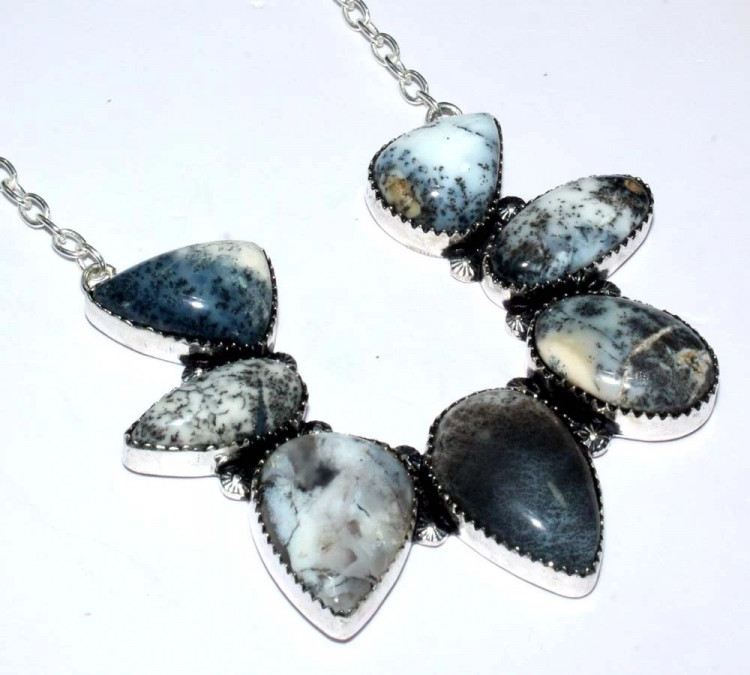 Ожерелье с камнем дендрический опал CNG-25155