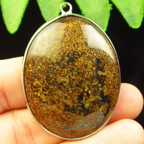 Подвеска с камнем бронзит H53329