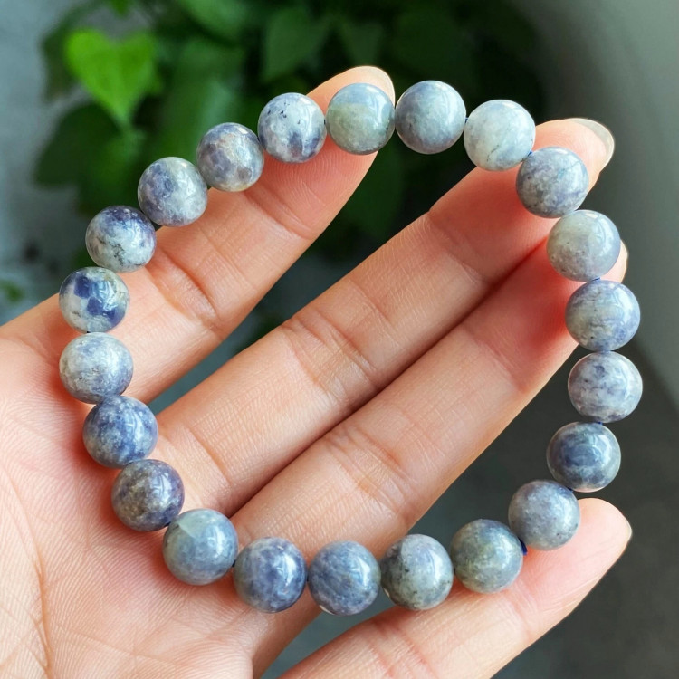 Браслет с камнем танзанит TN-0304