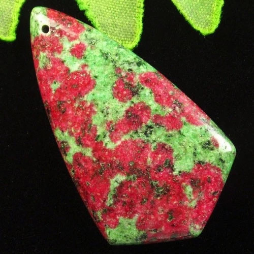 Подвеска с камнем фуксит H85999