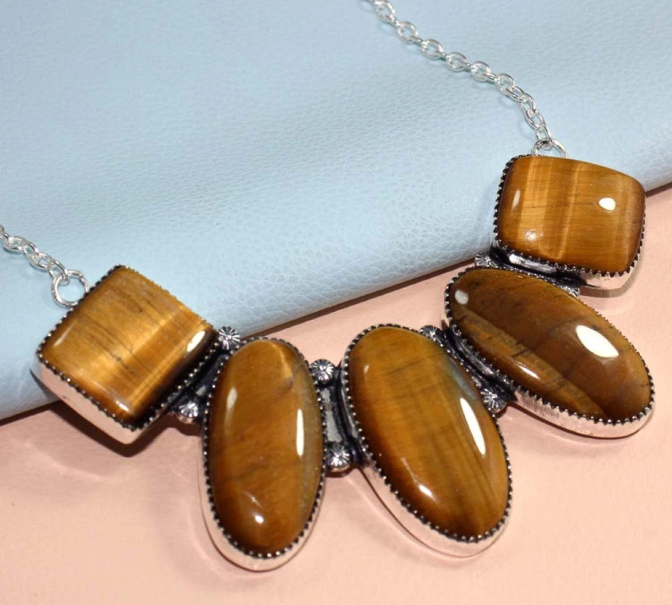 Ожерелье с камнем тигровый глаз CNG-23101