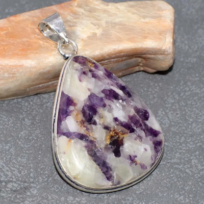 Подвеска с камнем кеммерерит YES-95781