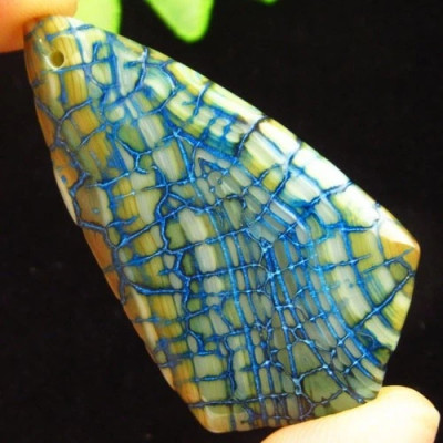 Подвеска с камнем агат вены дракона H64666