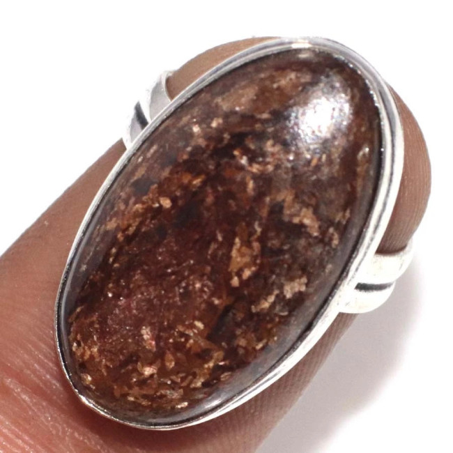 Кольцо с камнем бронзит RUT-61680