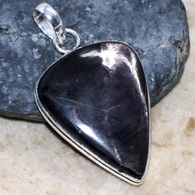 Подвеска с камнем гиперстен WOW-13189