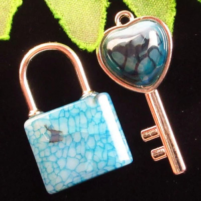 Подвеска с камнем агат вены дракона H95576