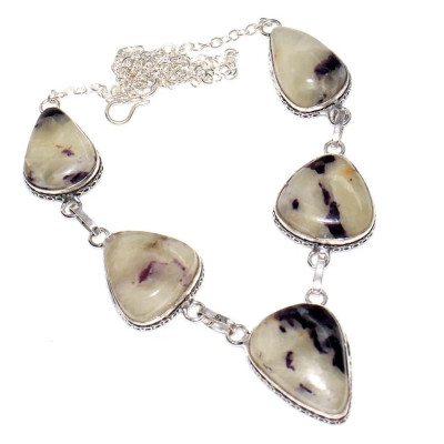 Ожерелье с камнем кеммерерит YES-80546