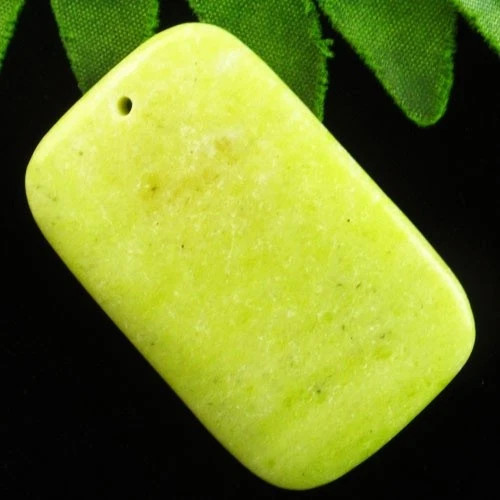 Подвеска с камнем лимонный жадеит H80332