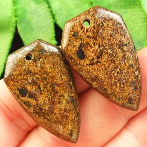 Подвески с камнем бронзит H50464