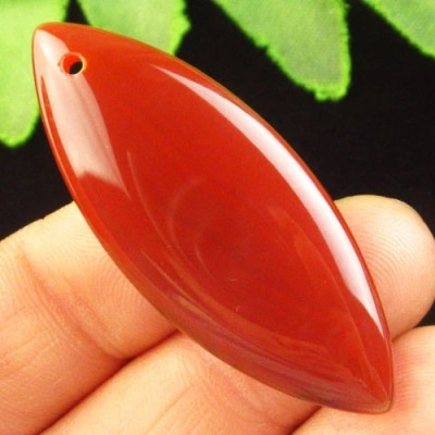 Подвеска с камнем красный агат H04022