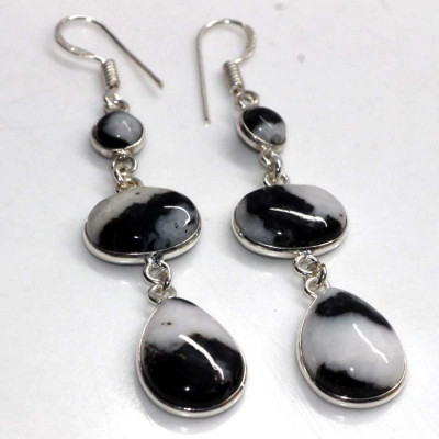 Серьги с камнем белая бирюза YES-50951